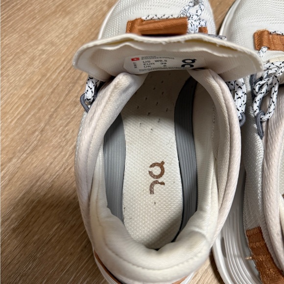 On running Cloudnova White Pearl Brown (Women’s) EU 39 - Picture 5 of 13